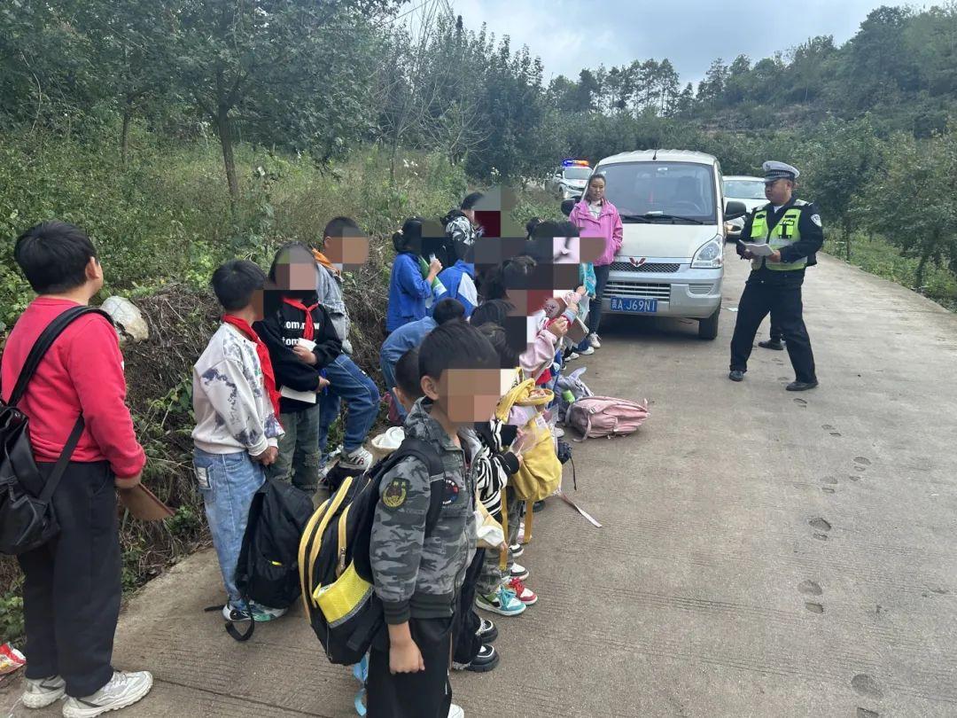 清鎮(zhèn)幼兒園招聘信息，啟程自然美景之旅，探尋內(nèi)心的寧?kù)o港灣教育之旅啟航