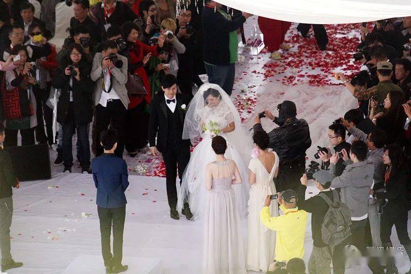 五臺結(jié)婚視頻，傳統(tǒng)與現(xiàn)代的完美交融婚禮紀(jì)實(shí)