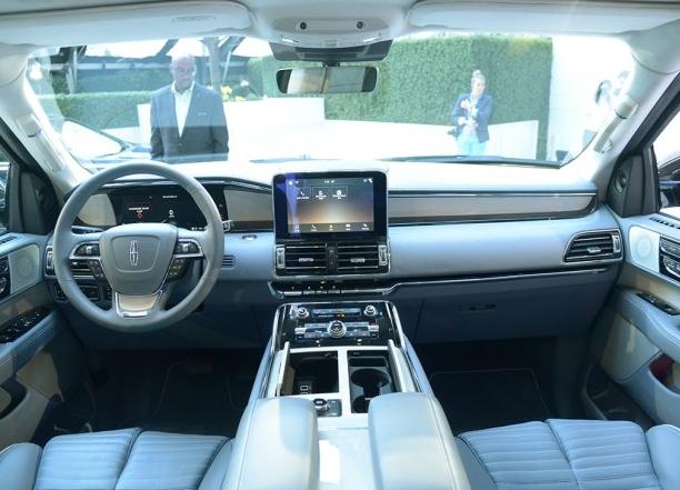 現(xiàn)代木紋門款式推薦，選購、安裝指南與流行趨勢解析