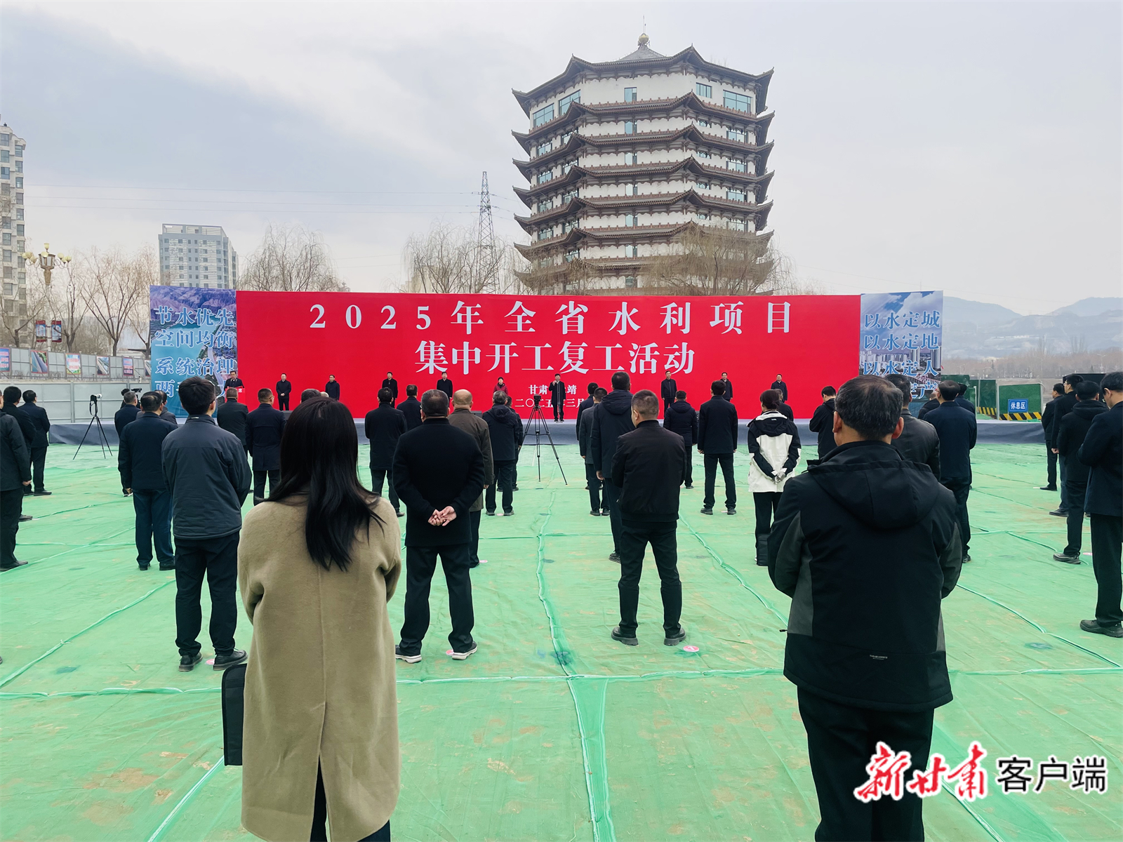 甘肅復(fù)工最新動態(tài)，自然美景探索之旅，重拾內(nèi)心平靜