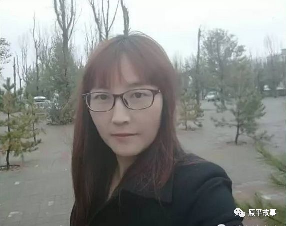原平妹獨特魅力展現，最新潮流風采