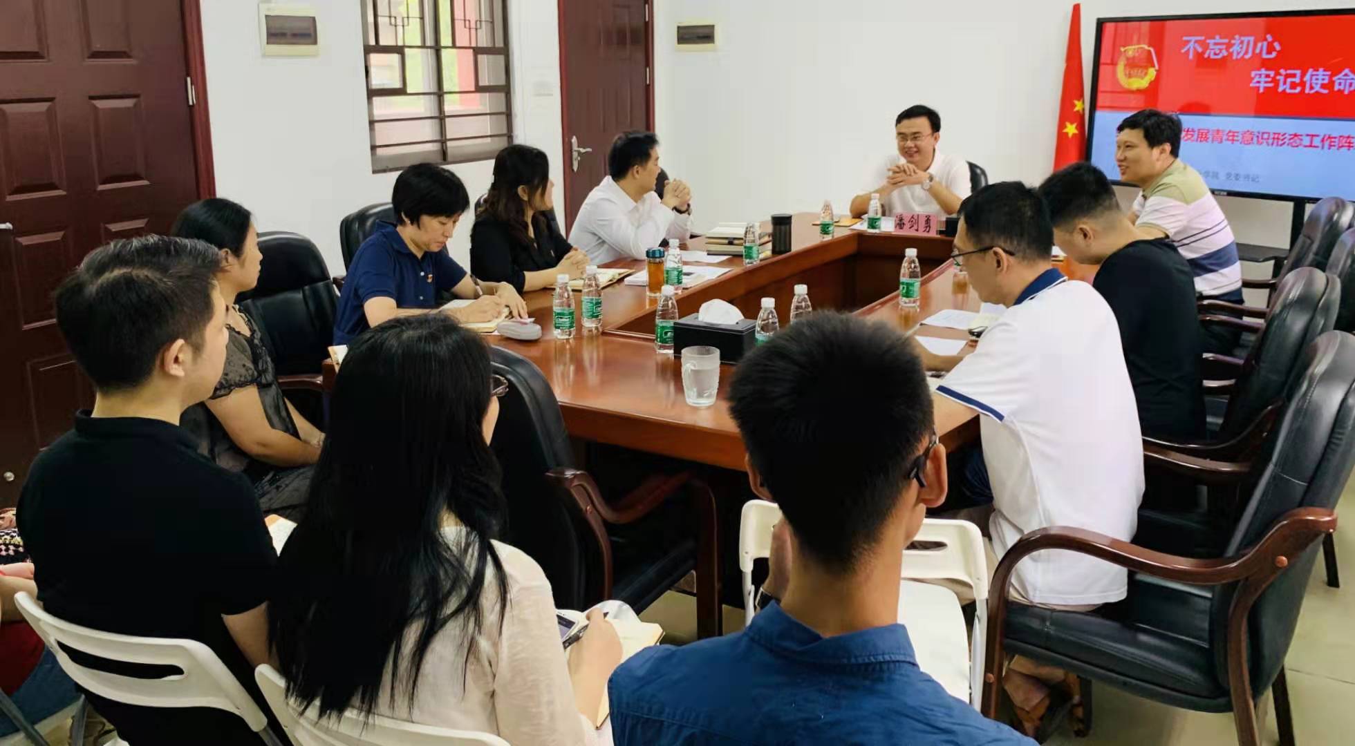 自然美景之旅，黨團(tuán)課最新與內(nèi)心的平和寧靜探尋