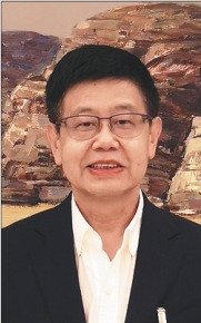 劉明忠新職務(wù)引領(lǐng)科技革新，前沿高科技產(chǎn)品新篇章體驗(yàn)